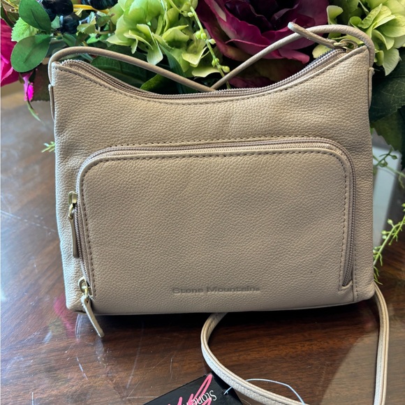 Stone Mountain Accessories Handbags - Stone Mountain Accessories Gray Crossbody Bag with Textured Leather